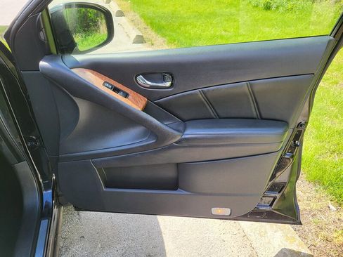Used 2013 Nissan Murano LE w/ Platinum Pkg AWD/4WD image 29