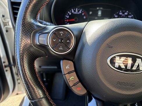 Used 2019 Kia Soul ! w/ Technology Package image 13