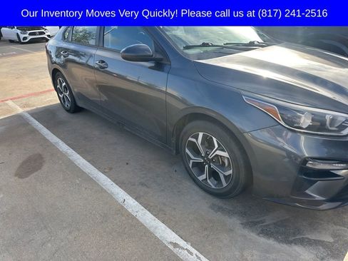 Used 2019 Kia Forte LXS image 7