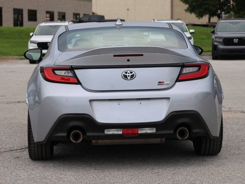 Used 2025 Toyota GR86 Premium w/ Performance Package RWD image 10