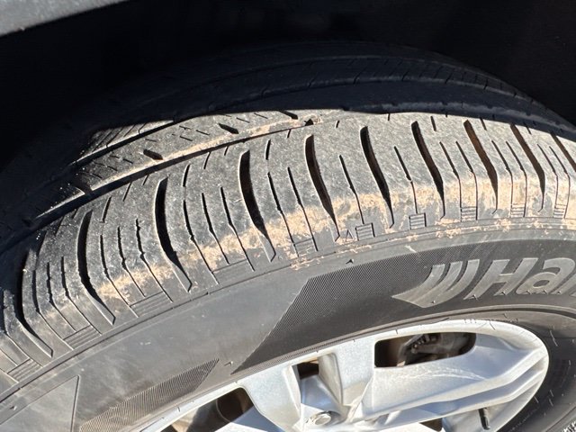 Used 2023 Ford Explorer XLT w/ Equipment Group 202A AWD/4WD image 25