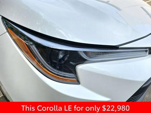 Used 2025 Toyota Corolla LE FWD image 13