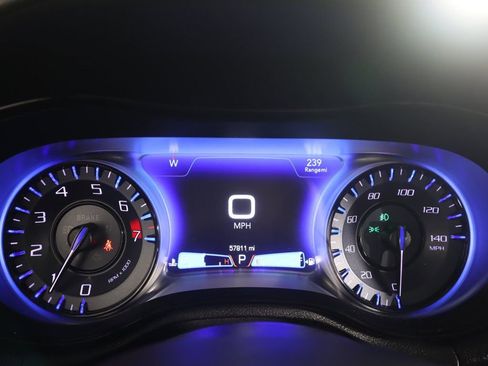 Used 2023 Chrysler 300 S image 42