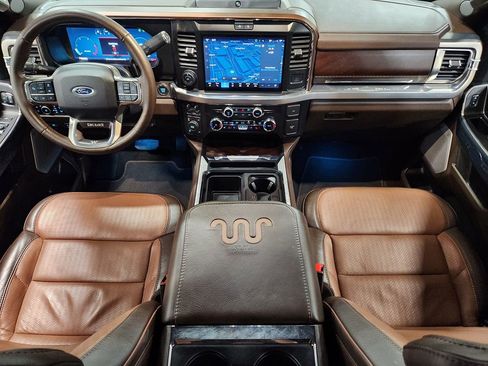 Used 2025 Ford F250 King Ranch w/ Chrome Package image 47