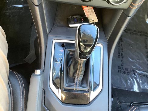 Used 2020 Subaru Crosstrek 2.0i Limited w/ Moonroof Package image 38