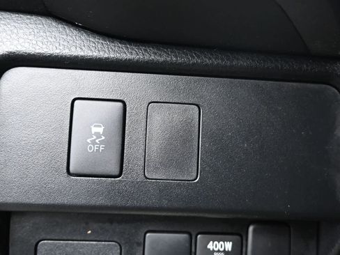 Used 2020 Toyota Tacoma TRD Off-Road image 22