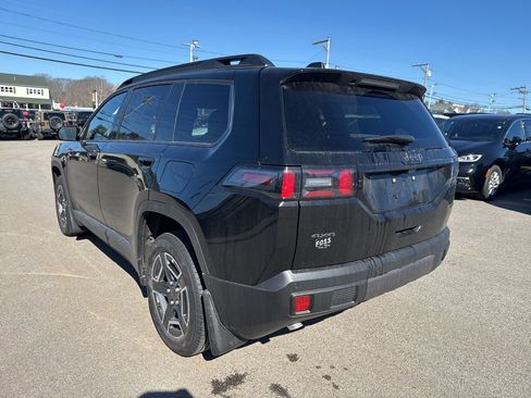 New 2026 Jeep Cherokee Limited image 3