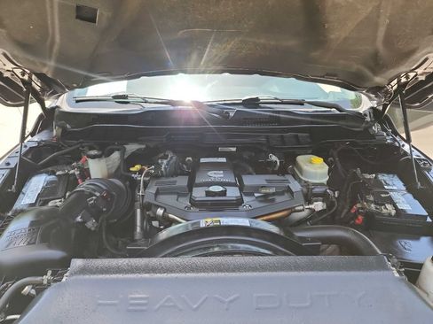 Used 2018 RAM 2500 Laramie AWD/4WD image 44