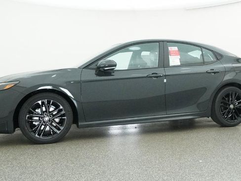 New 2026 Toyota Camry SE FWD image 21