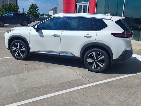 Used 2021 Nissan Rogue SL w/ Premium Package FWD image 37