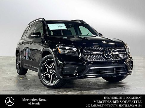 New 2026 Mercedes-Benz GLB 250 4MATIC image 1