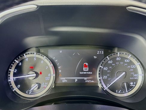 Used 2022 Toyota Highlander XLE AWD/4WD image 15
