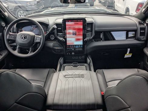 New 2026 RAM 2500 Limited AWD/4WD image 14