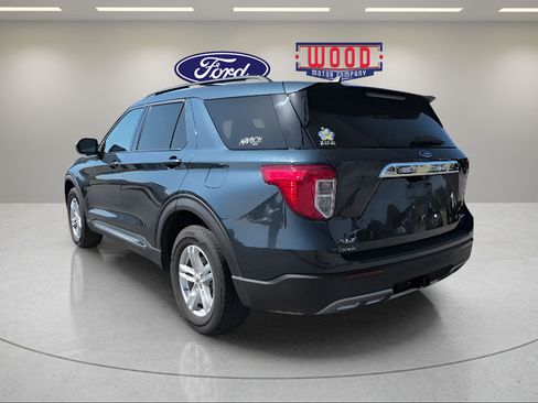 Used 2023 Ford Explorer XLT w/ Equipment Group 202A AWD/4WD image 5