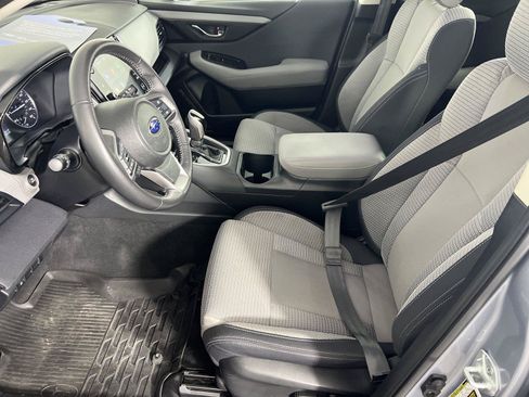 Used 2024 Subaru Outback Premium AWD/4WD image 8
