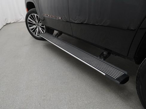 Certified 2024 Jeep Grand Wagoneer Series III w/ Rear Seat Video Group 1 image 48