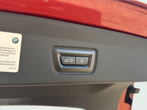 Used 2023 BMW i4 eDrive40 RWD image 10