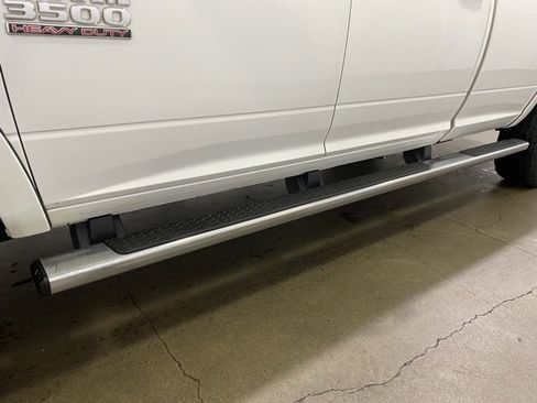 Used 2018 RAM 3500 Big Horn image 23