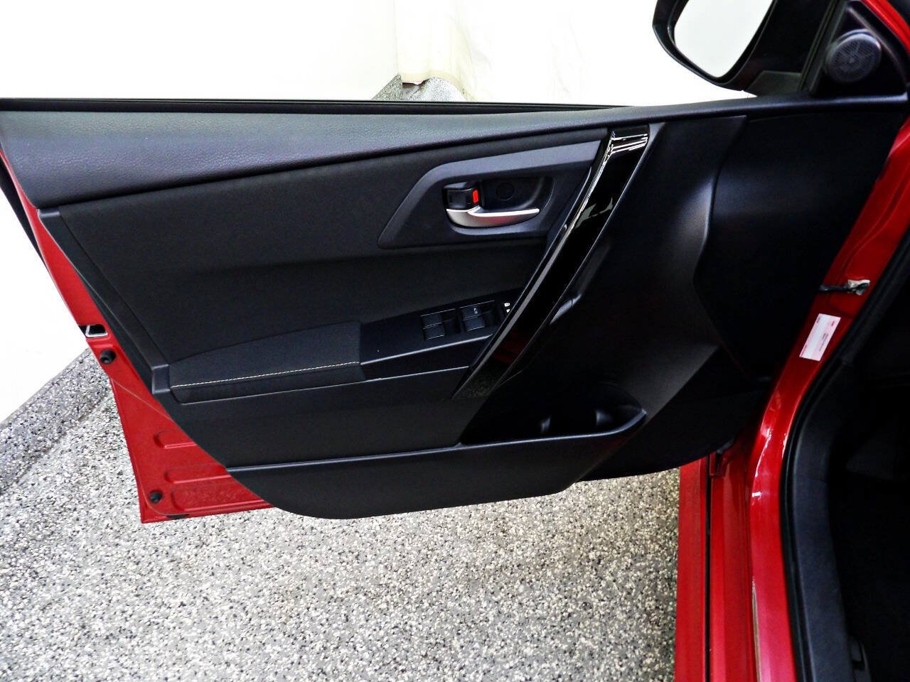 Used 2017 Toyota Corolla iM w/ All-Weather Mat Package FWD image 7