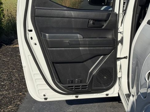 Used 2024 Toyota Tacoma SR5 image 31