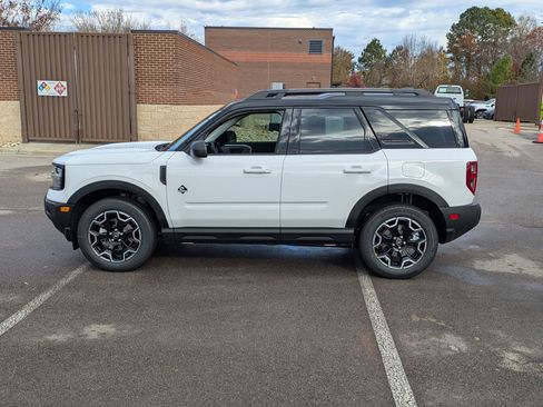 New 2025 Ford Bronco Sport Outer Banks image 7