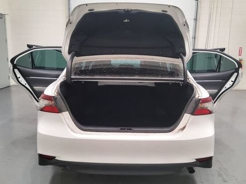 Used 2024 Toyota Camry LE FWD image 15