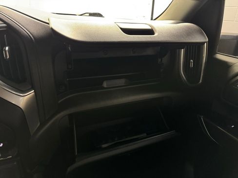 Used 2020 Chevrolet Silverado 2500 LTZ w/ LTZ Convenience Package image 31