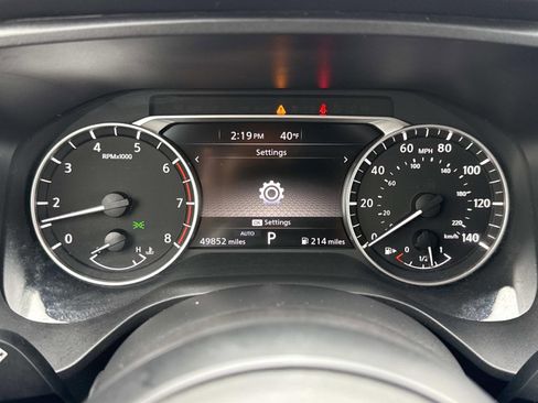 Used 2024 Nissan Rogue SV image 17