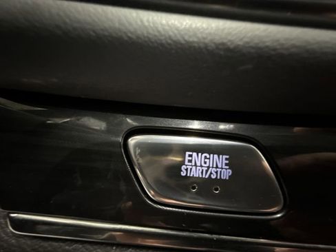 Used 2024 Buick Enclave Premium image 50