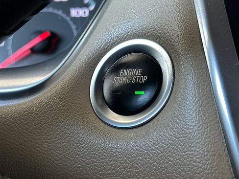 Certified 2023 Chevrolet Traverse LS FWD image 30