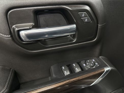 Used 2021 Chevrolet Silverado 1500 RST w/ Z71 Off-Road Package image 20