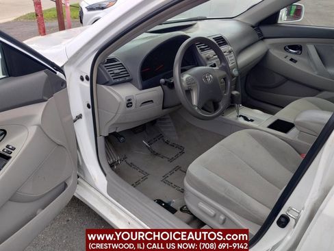 Used 2008 Toyota Camry image 12