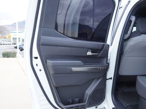 New 2025 Toyota Tacoma TRD Off-Road image 21