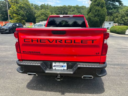 Used 2020 Chevrolet Silverado 1500 LT Trail Boss w/ Convenience Package AWD/4WD image 4