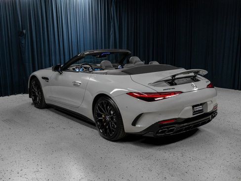 Used 2022 Mercedes-Benz SL 63 AMG 4MATIC image 13