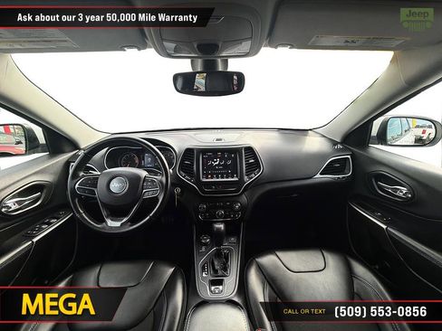 Used 2020 Jeep Cherokee Latitude w/ Quick Order Package 26F North AWD/4WD image 25
