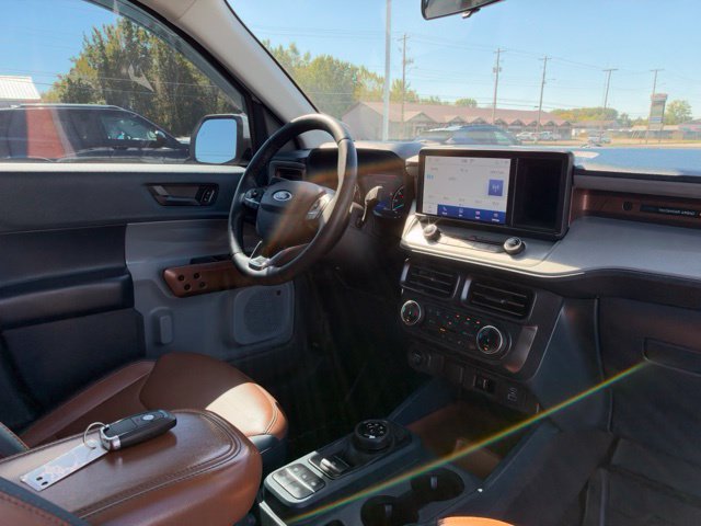 Used 2023 Ford Maverick Lariat w/ Lariat Luxury Package AWD/4WD image 9