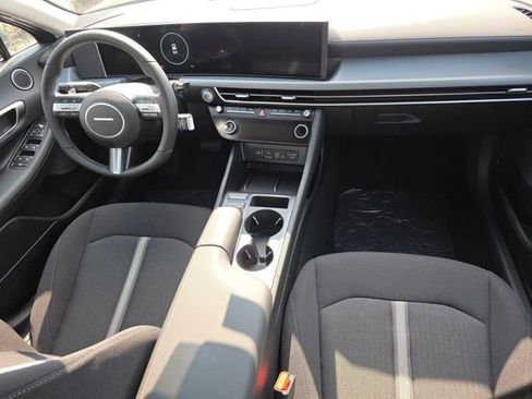 Certified 2025 Hyundai Sonata SEL image 16