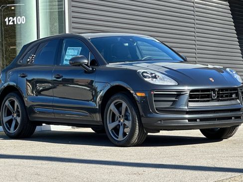 New 2026 Porsche Macan AWD/4WD image 10