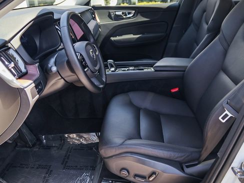 Used 2023 Volvo XC60 T8 Plus w/ Protection Package Premier image 21