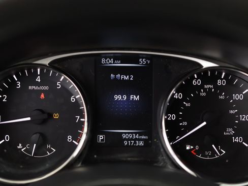 Used 2016 Nissan Rogue SV AWD/4WD image 13