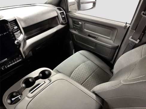 New 2026 RAM 2500 Tradesman AWD/4WD image 23