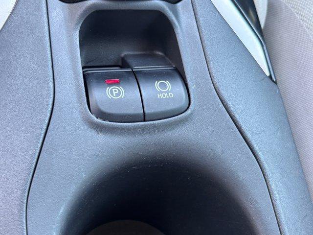 Used 2025 Toyota Corolla Cross LE w/ Moonroof Package AWD/4WD image 31