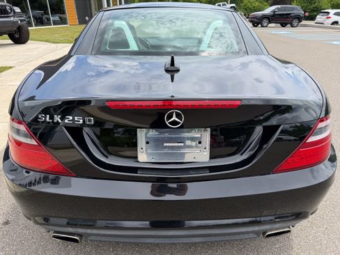 Used 2013 Mercedes-Benz SLK 250 image 6