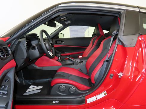 New 2026 Nissan Z Performance w/ Floor Mat Package image 4