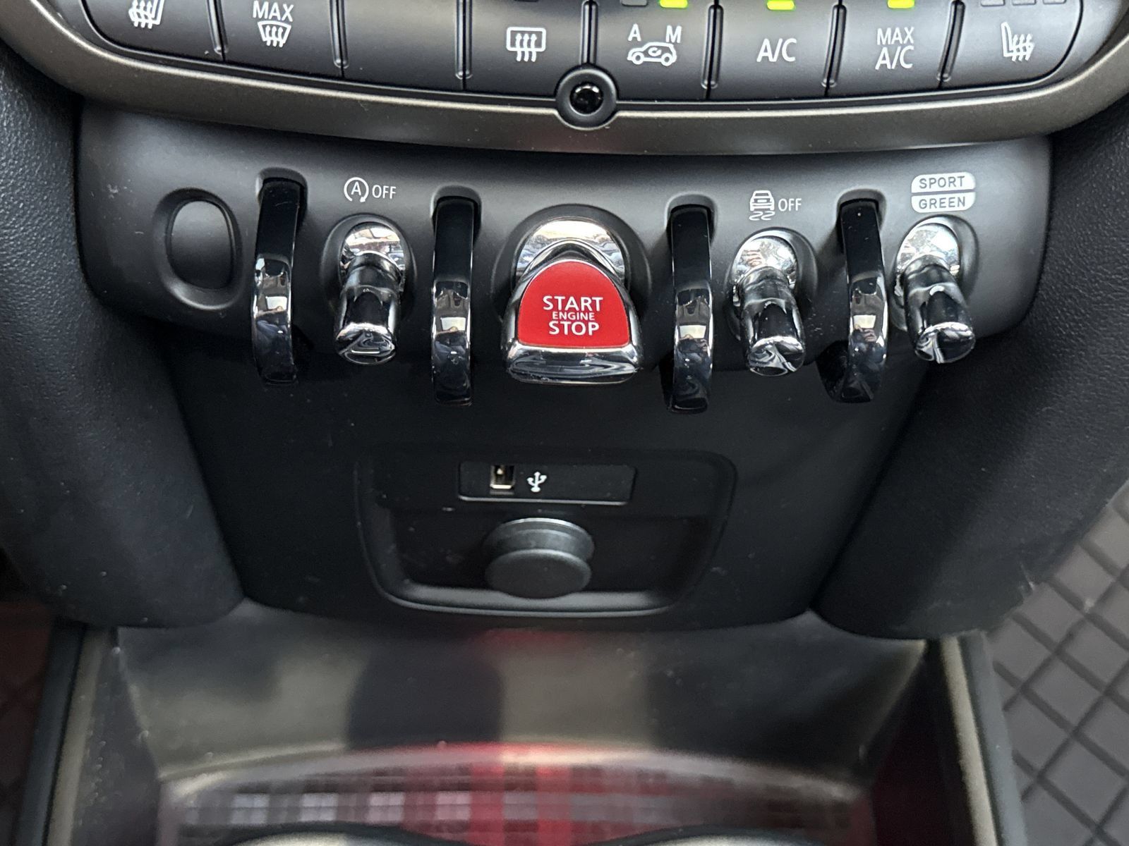Used 2024 MINI Cooper Countryman S FWD image 28