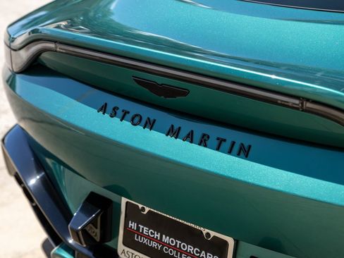 Used 2023 Aston Martin V8 Vantage Coupe RWD image 11