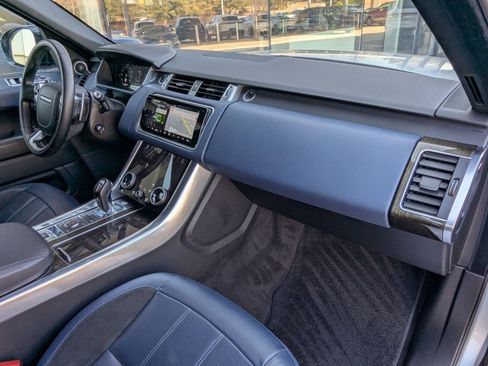 Used 2020 Land Rover Range Rover Sport HSE Dynamic image 23