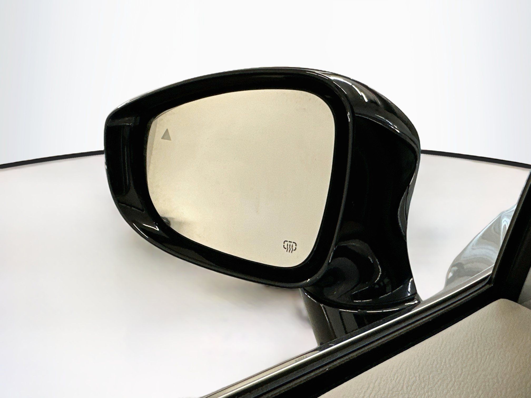 Used 2024 Chrysler Pacifica Touring-L FWD image 16