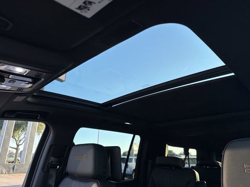 New 2026 Chevrolet Suburban High Country image 22